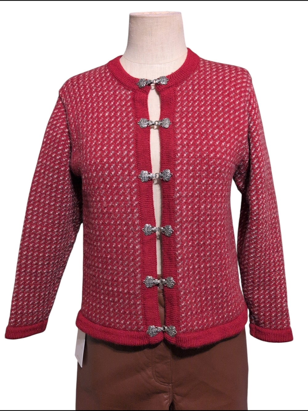Vintage L.L. Bean Wool Cardigan Silver Clasp Dress Casual Red Travel Career Sm